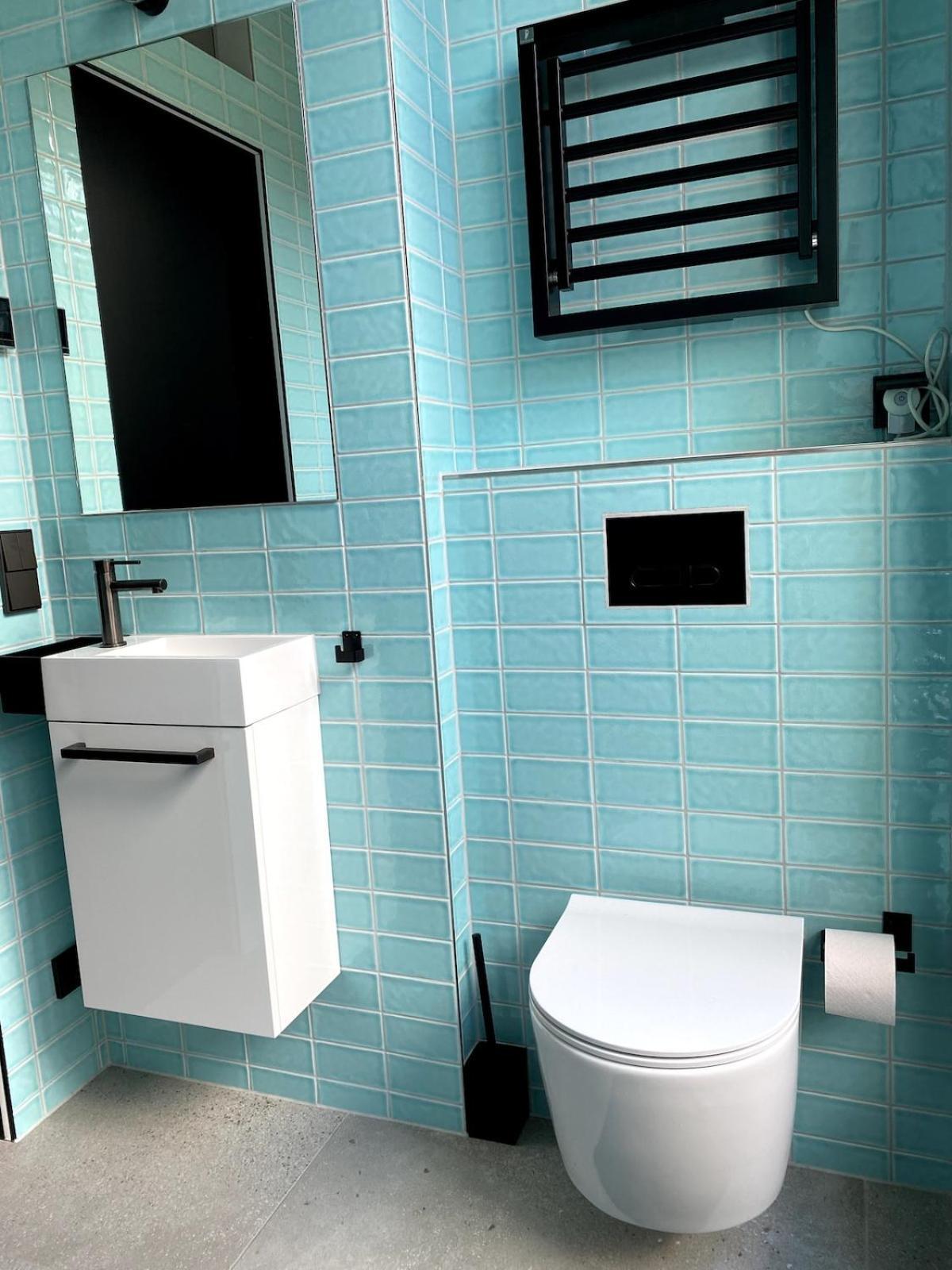 With A Bathroom And Private Entrance Door Apartamento *